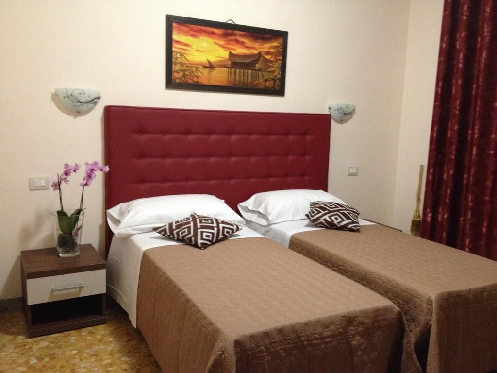 Vatican Golden Rooms Rome Ruang foto